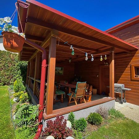 Villa Felicity Нова-Лесна Экстерьер фото