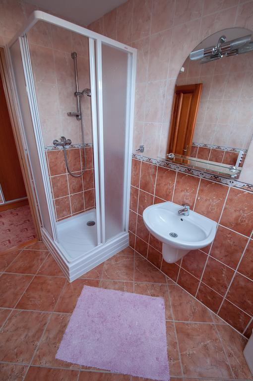 Villa Felicity Нова-Лесна Номер фото